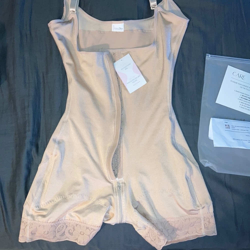 Brand new nude faja